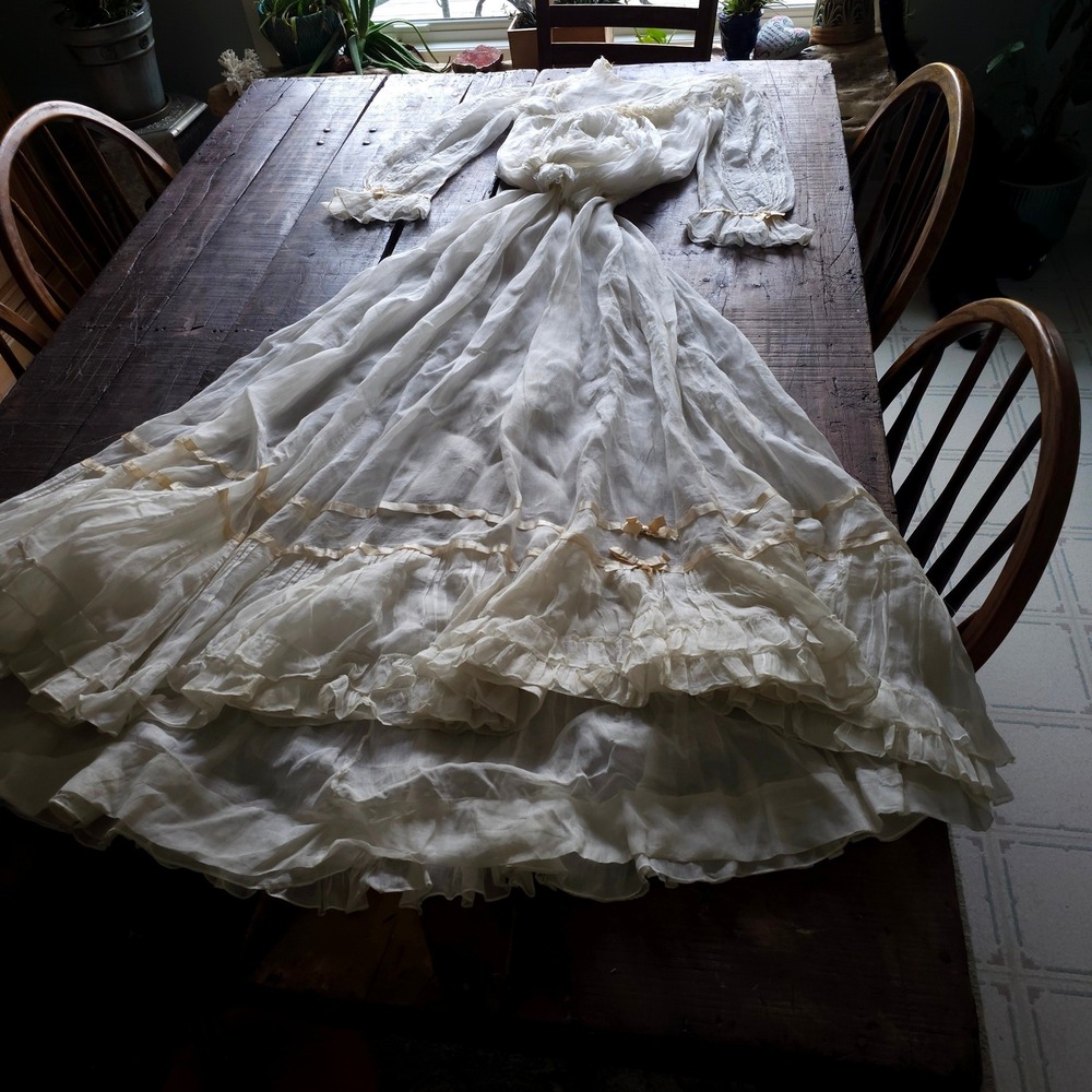 Antique Edwardian White Cotton Lawn Dress Lace Ribbon Trim Tea Gown Study Piece